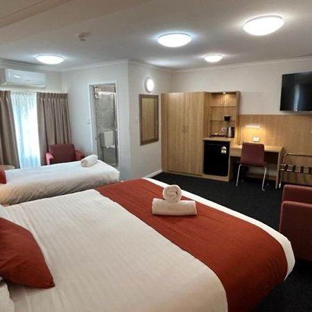 Adelaide Royal Coach Hotel Екстериор снимка